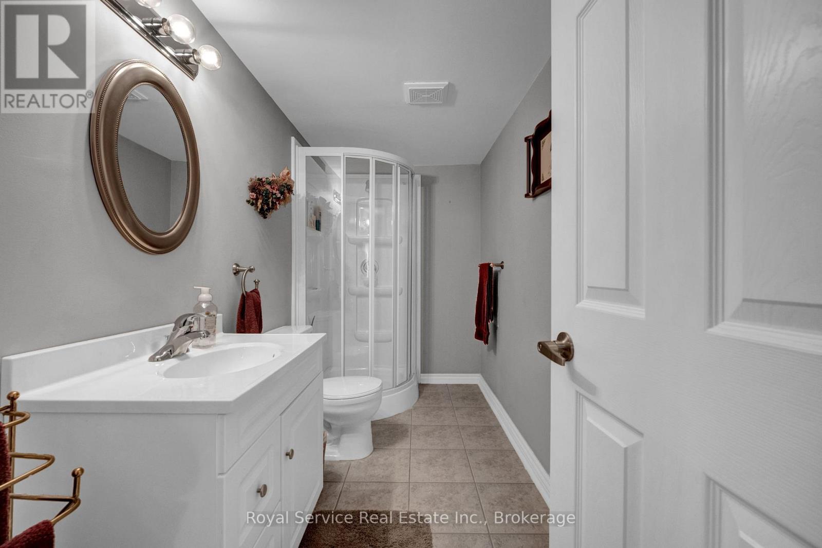 18 Dolan Court, Clarington, Ontario  L1C 5P7 - Photo 42 - E13187320