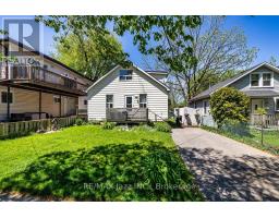 162 COLLEGE AVENUE, Oshawa, Ontario