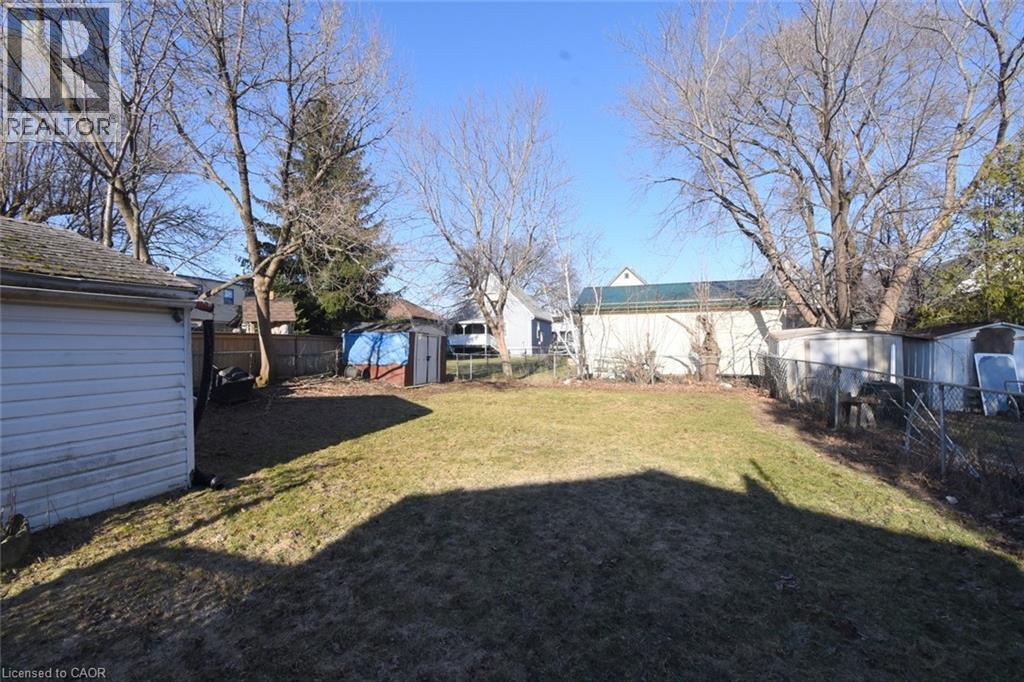 302 East 27th Street, Hamilton, Ontario  L8V 3G6 - Photo 34 - 40814530