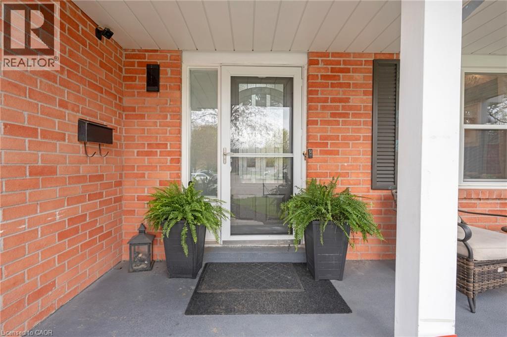 26 Telfer Court, Cambridge, Ontario  N1T 1G3 - Photo 3 - 40830296
