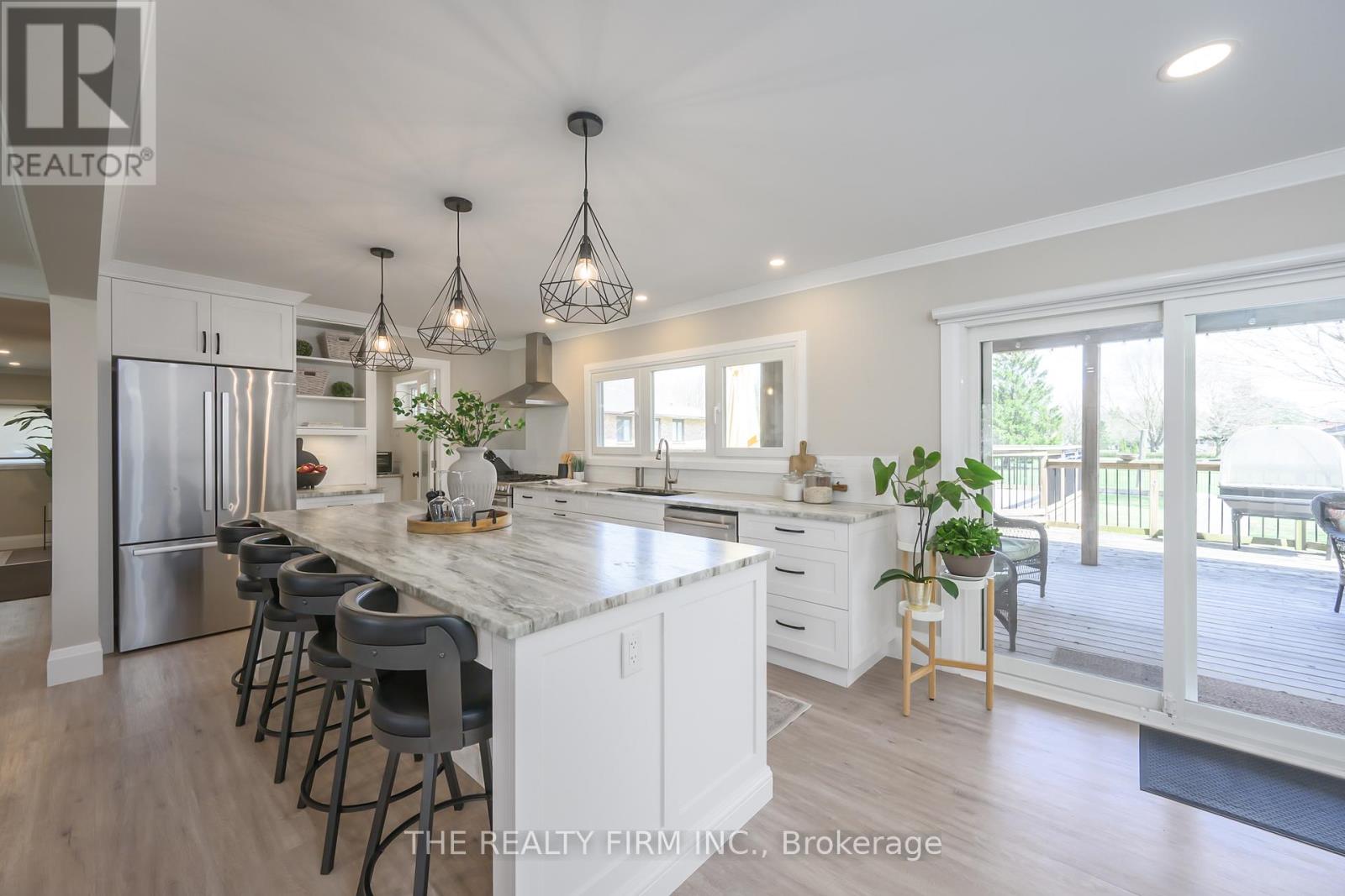 21584 Highbury Avenue N, Middlesex Centre, Ontario  N0M 1C0 - Photo 5 - X13188196