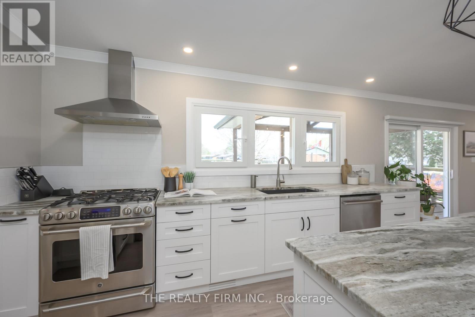 21584 Highbury Avenue N, Middlesex Centre, Ontario  N0M 1C0 - Photo 6 - X13188196
