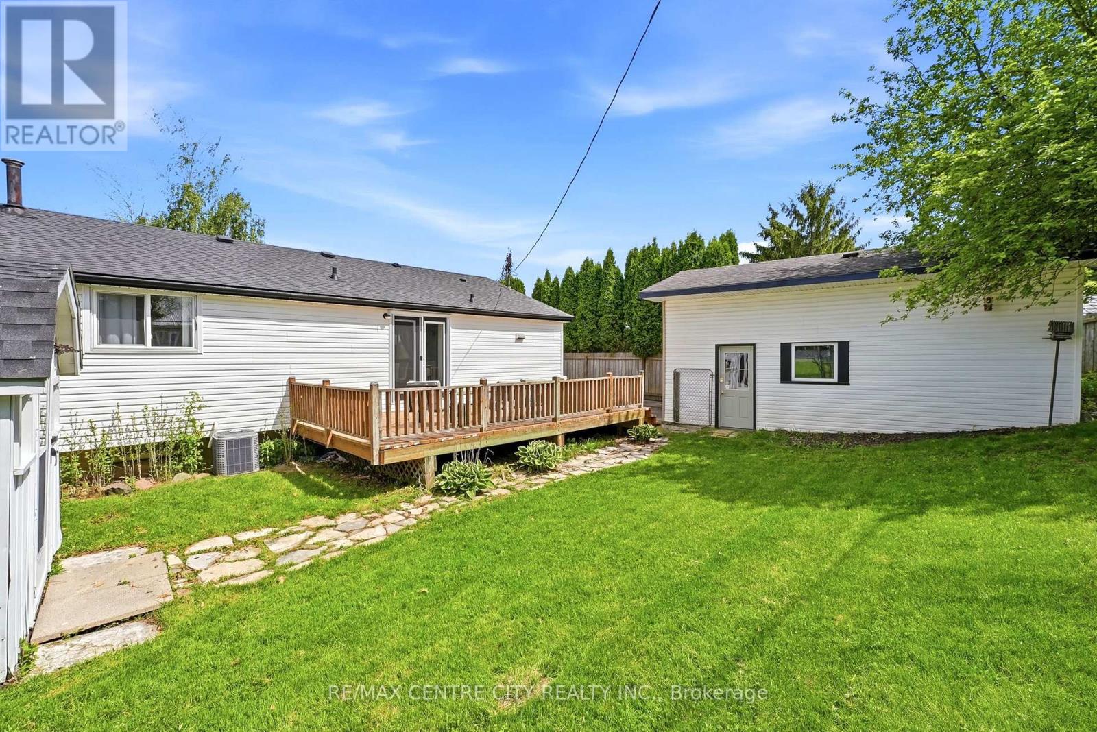 25 Paulson Court, St. Thomas, Ontario  N5R 1N1 - Photo 36 - X13188546