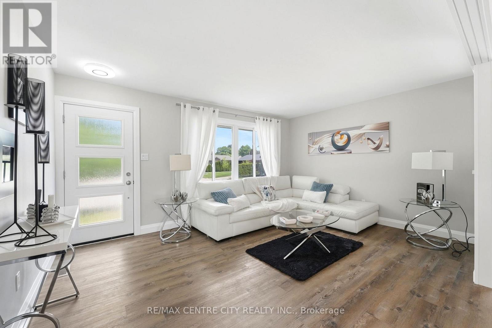 25 Paulson Court, St. Thomas, Ontario  N5R 1N1 - Photo 4 - X13188546