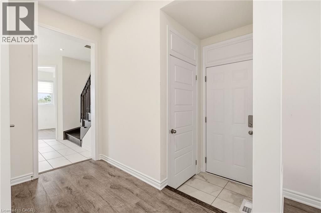 1364 Sycamore Garden, Milton, Ontario  L9E 1R3 - Photo 20 - 40833608