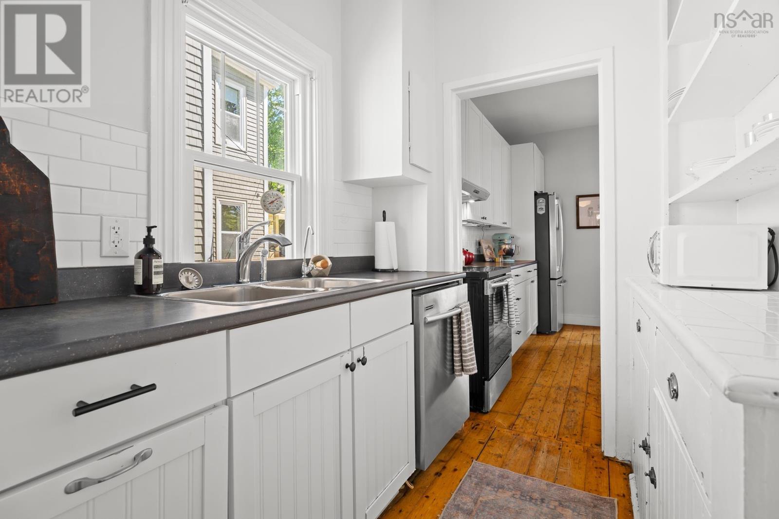 9 Hawthorne Street, Dartmouth, Nova Scotia  B2Y 2Y4 - Photo 21 - 202612300
