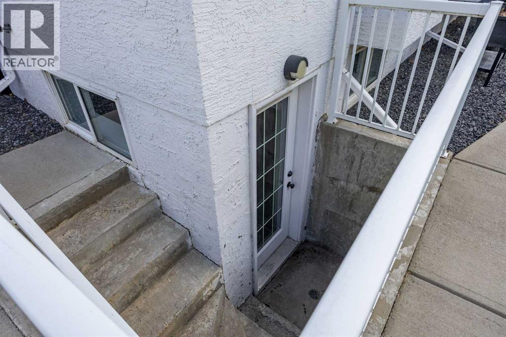 116 Cove Road, Chestermere, Alberta  T1X 1E4 - Photo 49 - A2312659
