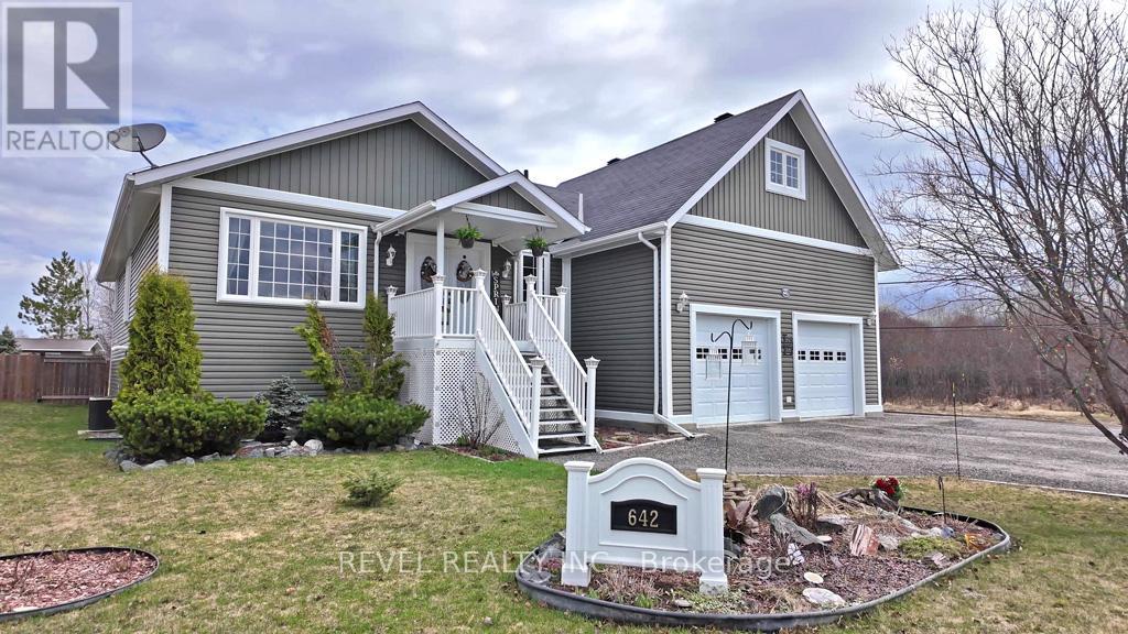642 MAJESTIC STREET, Iroquois Falls, Ontario