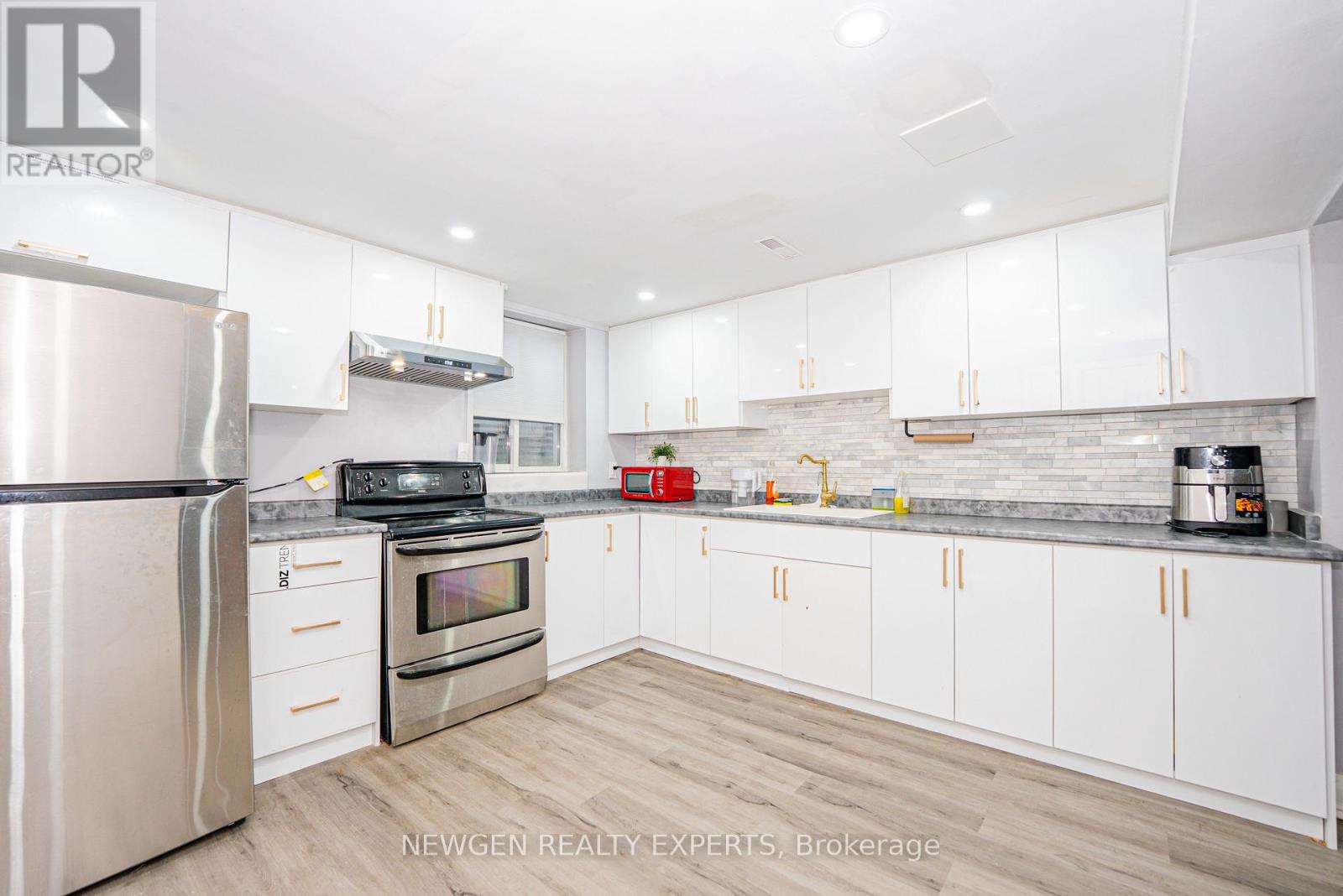 2147 Fifth Line W, Mississauga, Ontario  L5K 2K3 - Photo 38 - W13174218