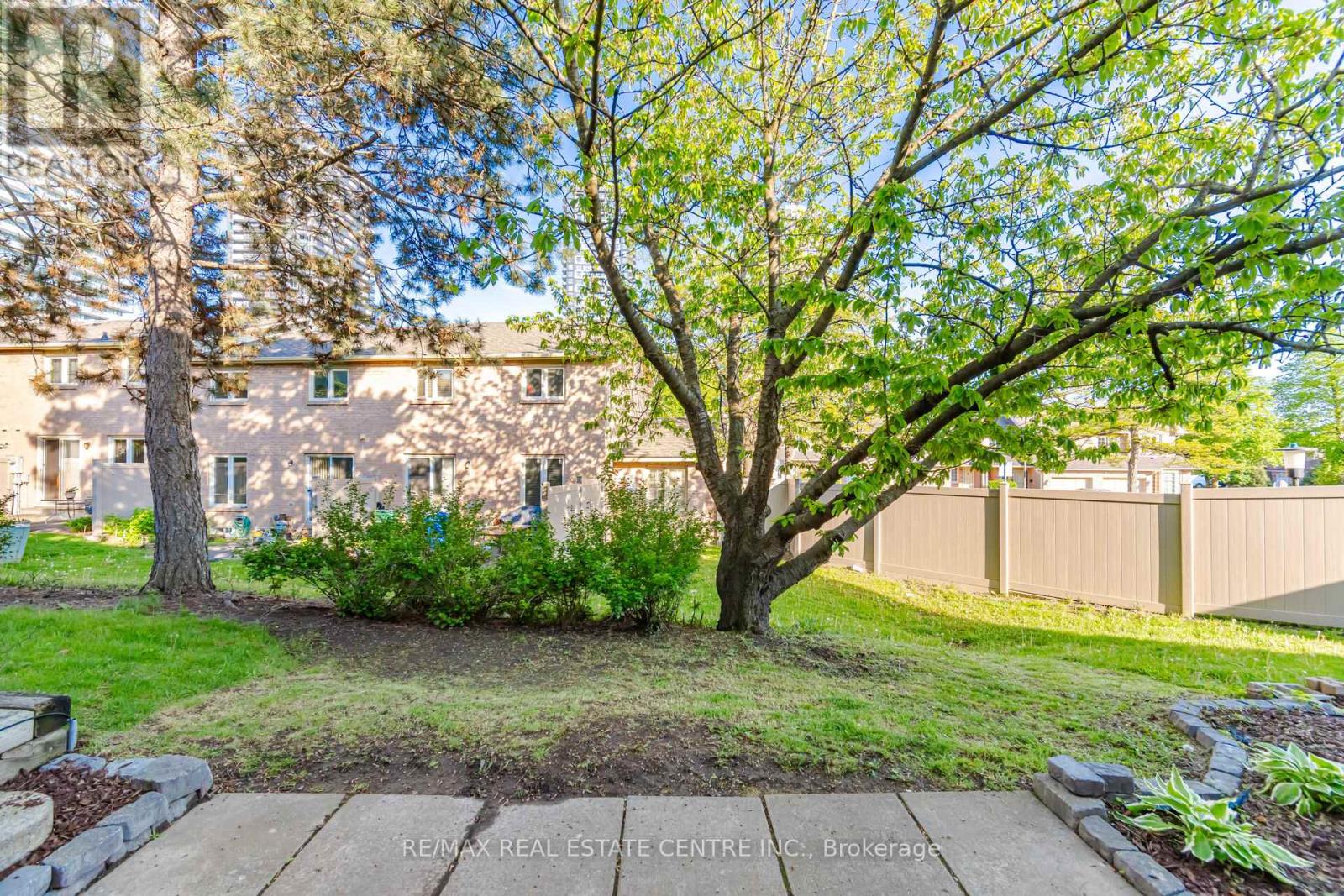 37 - 35 Ceremonial Drive, Mississauga, Ontario  L5R 3G6 - Photo 37 - W13186278