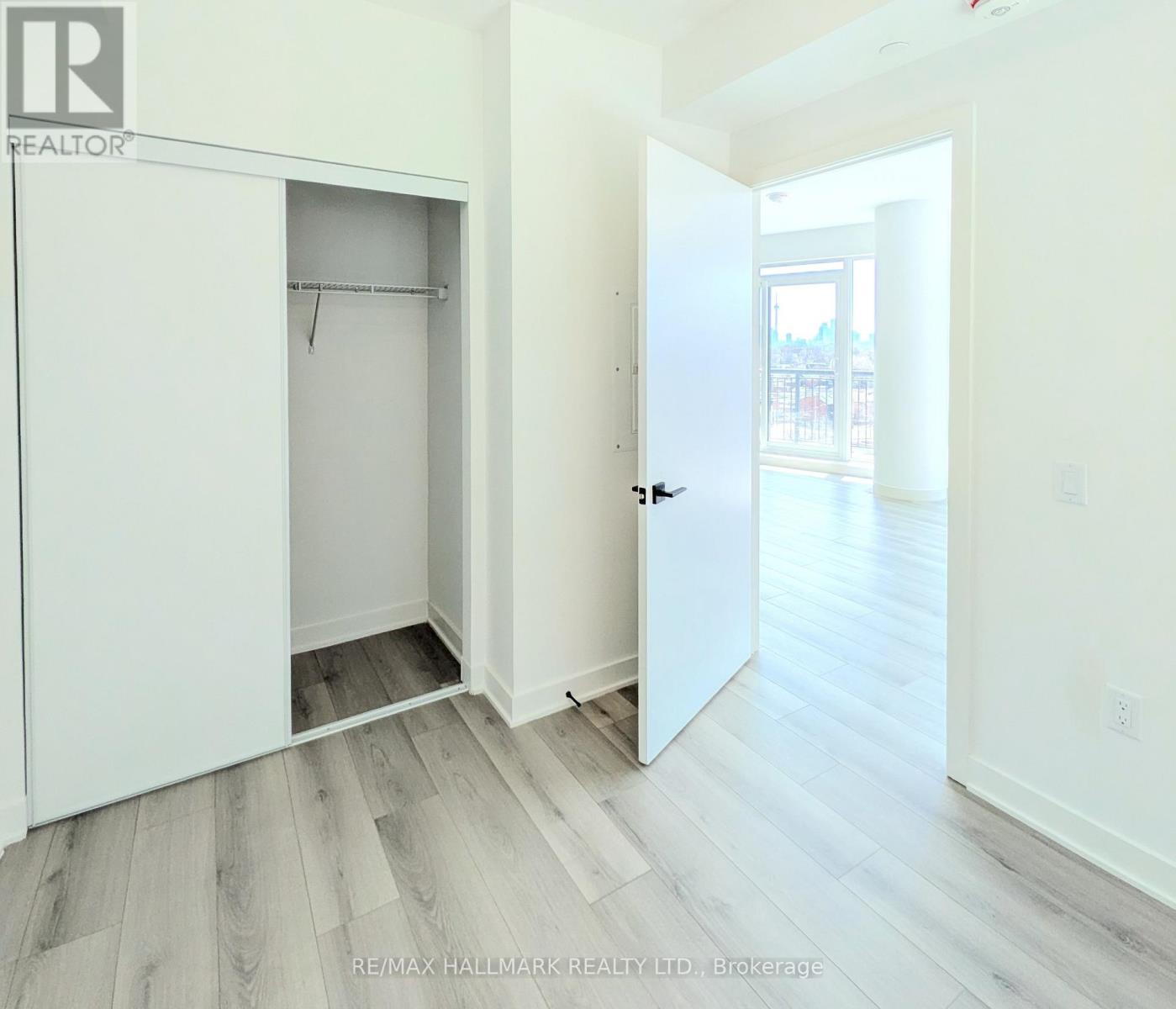 529 - 1185 Dupont Street, Toronto, Ontario  M6H 0G5 - Photo 4 - W13186342