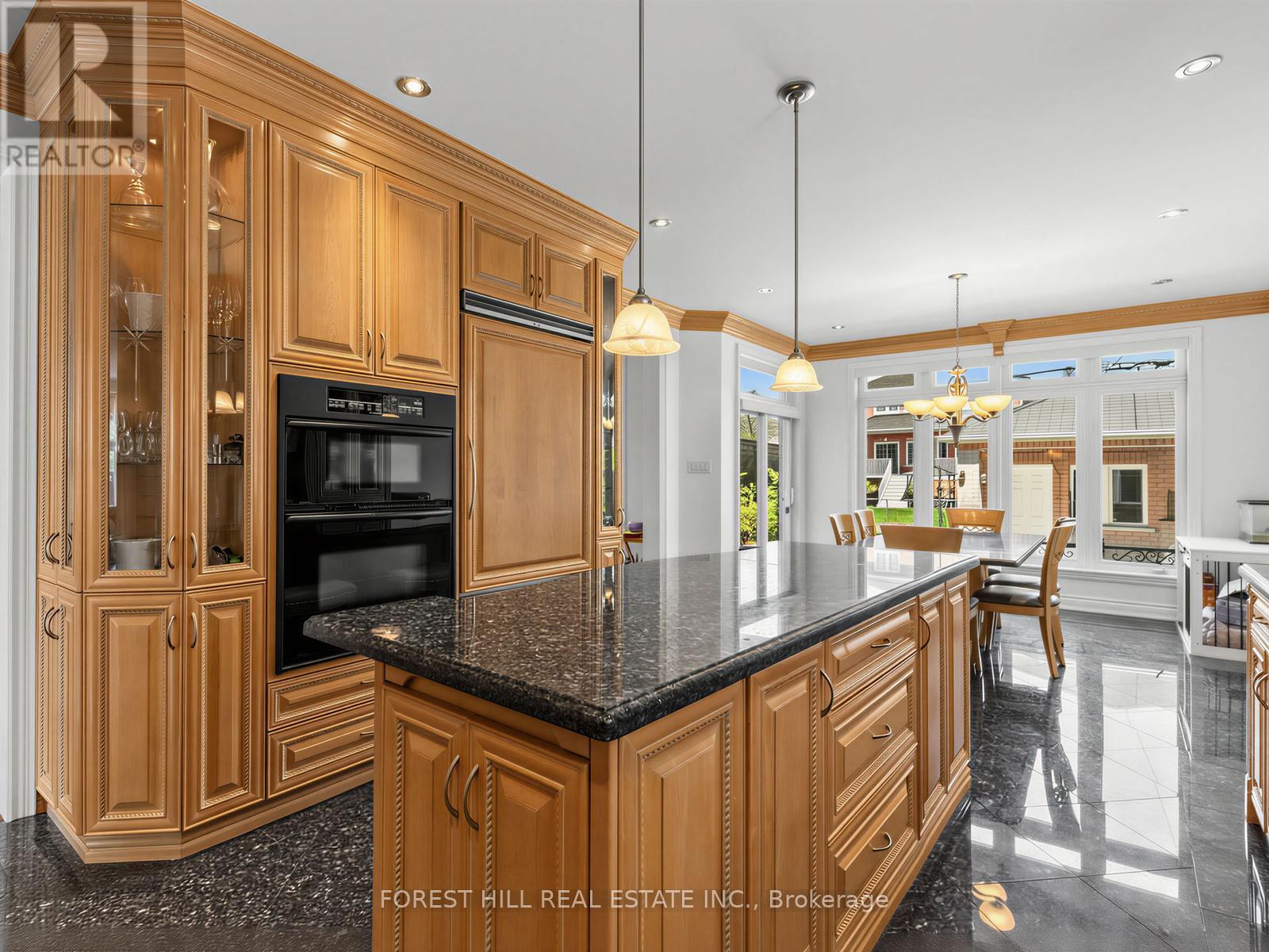1208 Glencairn Avenue, Toronto, Ontario  M6B 2B5 - Photo 11 - W13186488