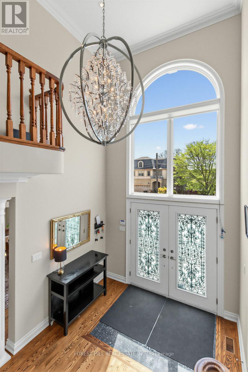 1208 Glencairn Avenue, Toronto, Ontario  M6B 2B5 - Photo 17 - W13186488