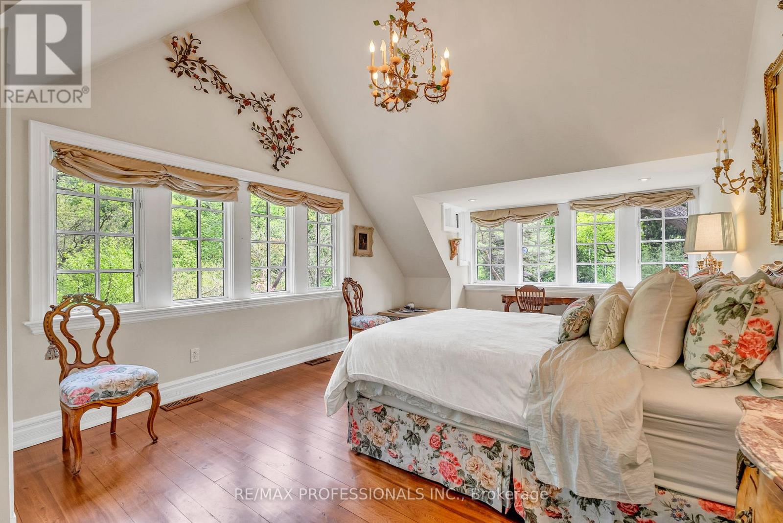 8 Wendigo Way, Toronto, Ontario  M6S 2T9 - Photo 21 - W13186608