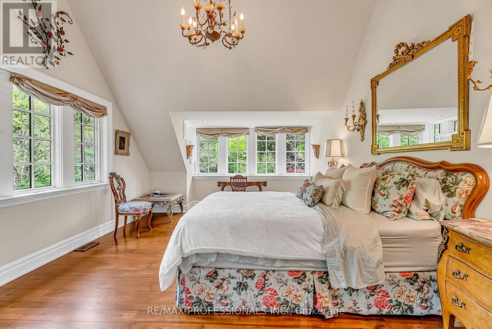 8 Wendigo Way, Toronto, Ontario  M6S 2T9 - Photo 22 - W13186608