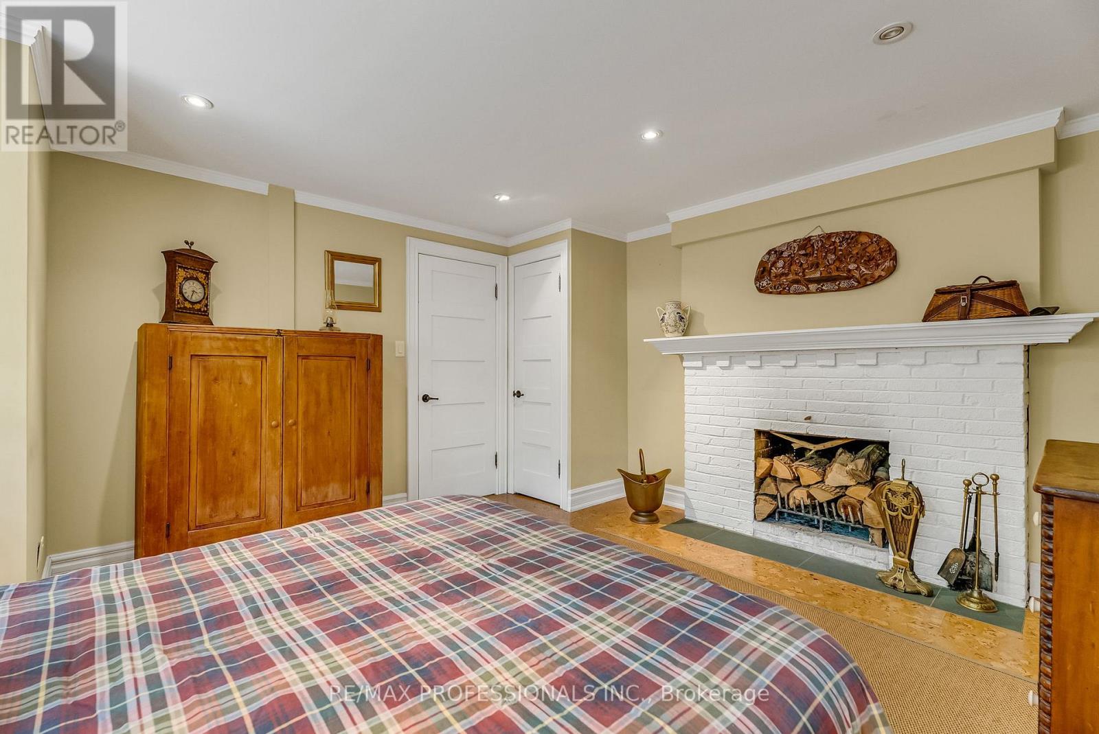 8 Wendigo Way, Toronto, Ontario  M6S 2T9 - Photo 28 - W13186608