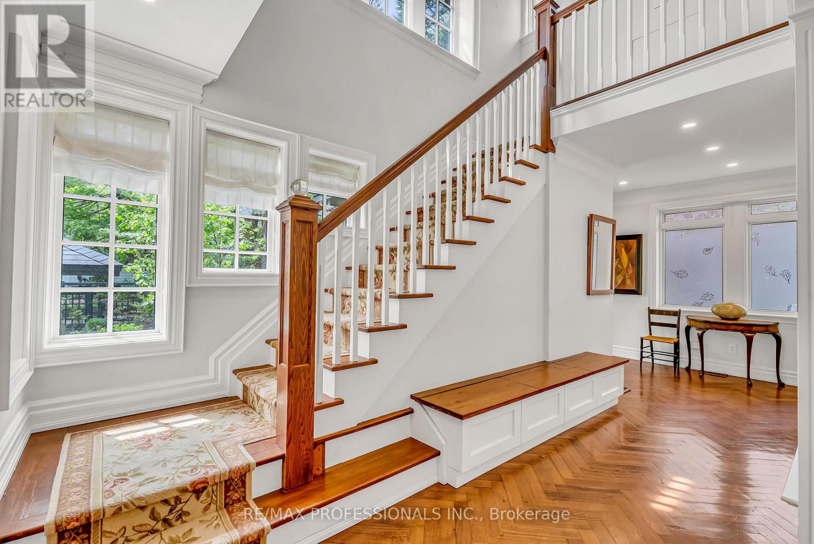 8 Wendigo Way, Toronto, Ontario  M6S 2T9 - Photo 3 - W13186608