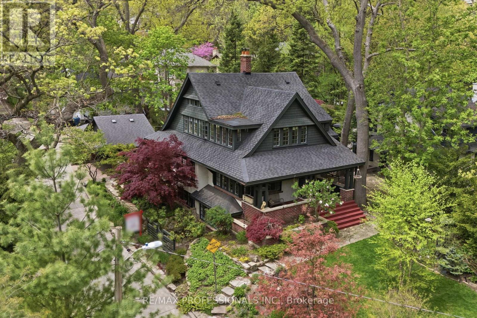 8 Wendigo Way, Toronto, Ontario  M6S 2T9 - Photo 40 - W13186608