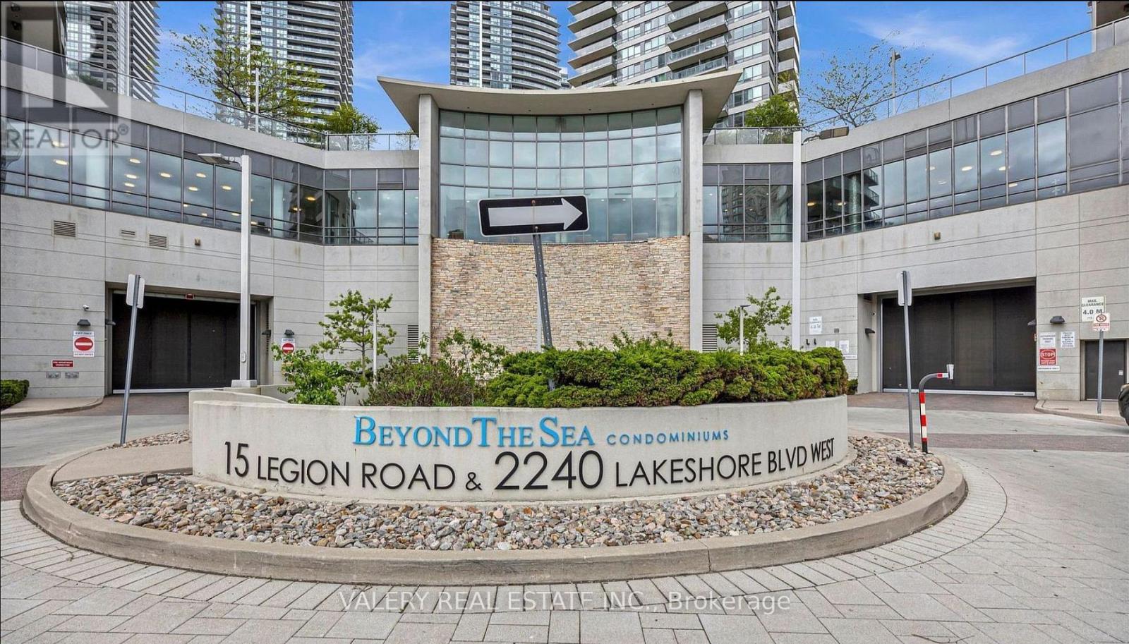 213 - 2240 Lakeshore Boulevard, Toronto, Ontario  M8V 0B1 - Photo 2 - W13186614