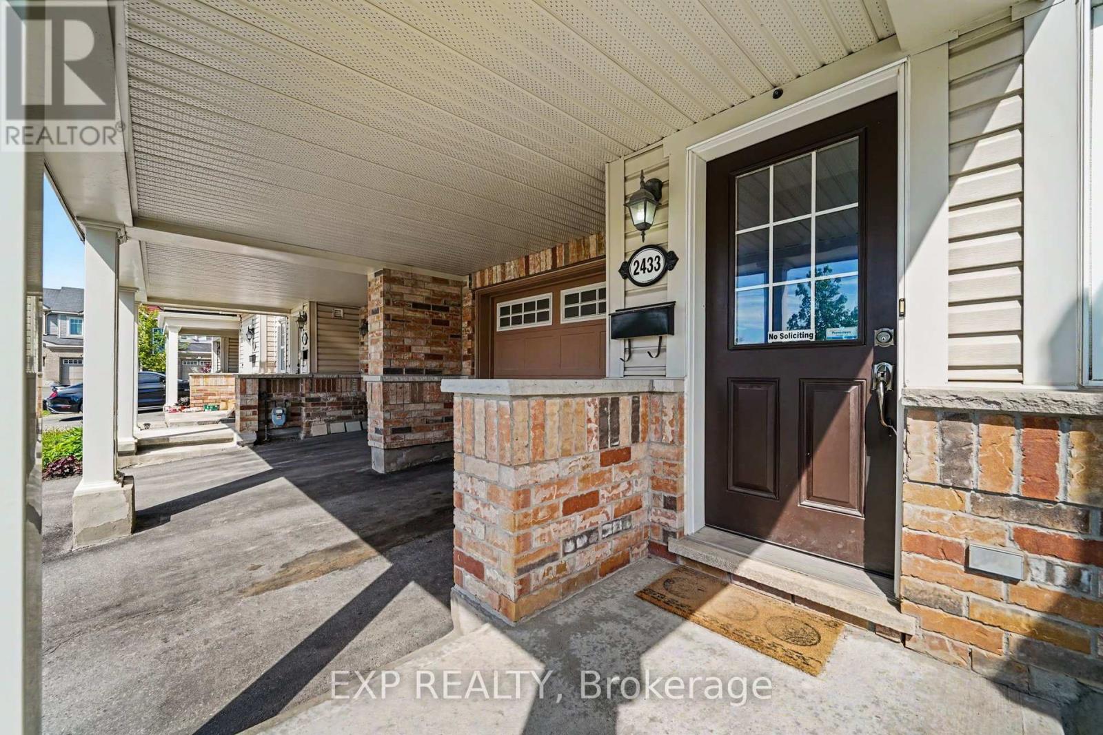 2433 Nutgrove Avenue, Ottawa, Ontario K2J 0X4 - Photo 3 - X13187432