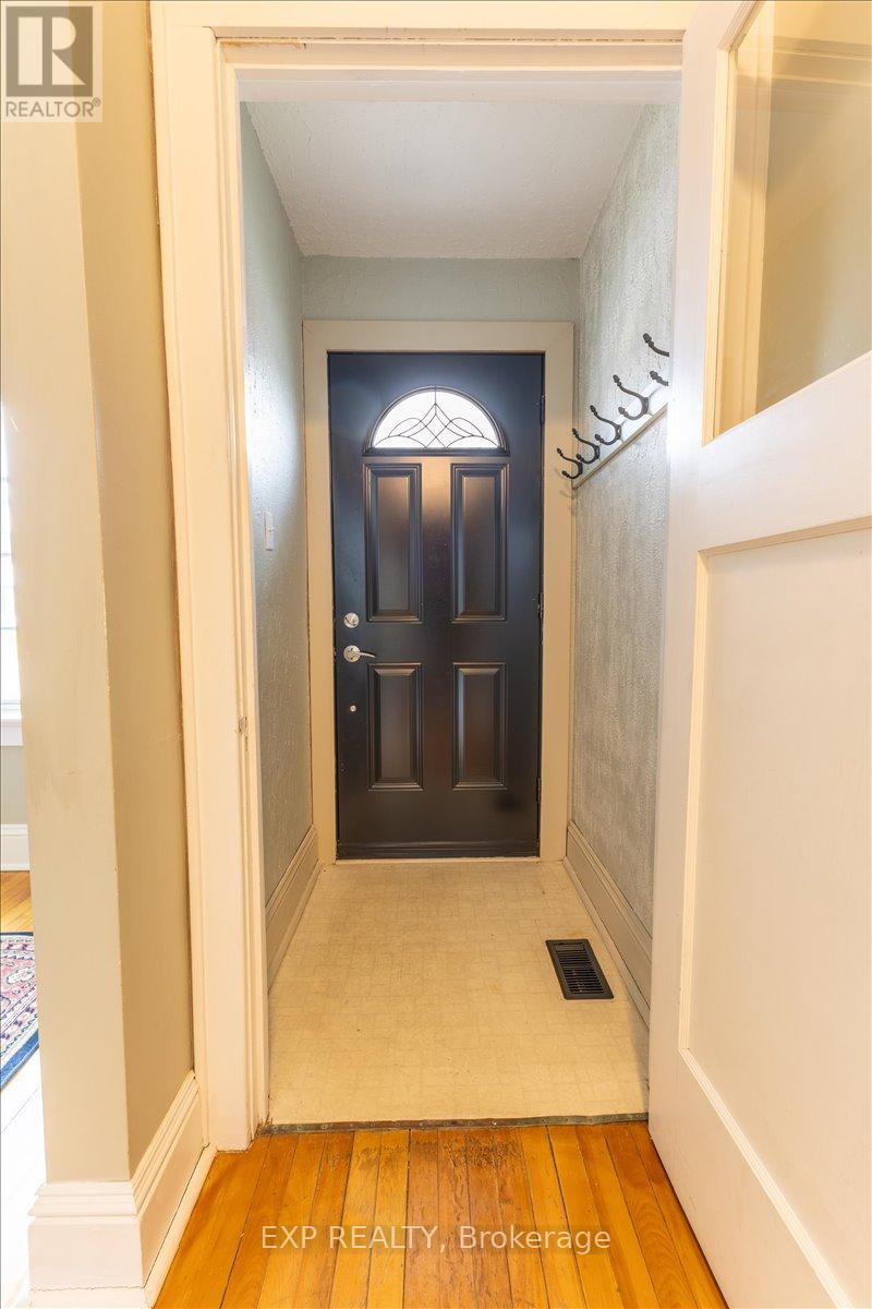 46 Kinnear Street, Ottawa, Ontario K1Y 3R6 - Photo 2 - X13187456