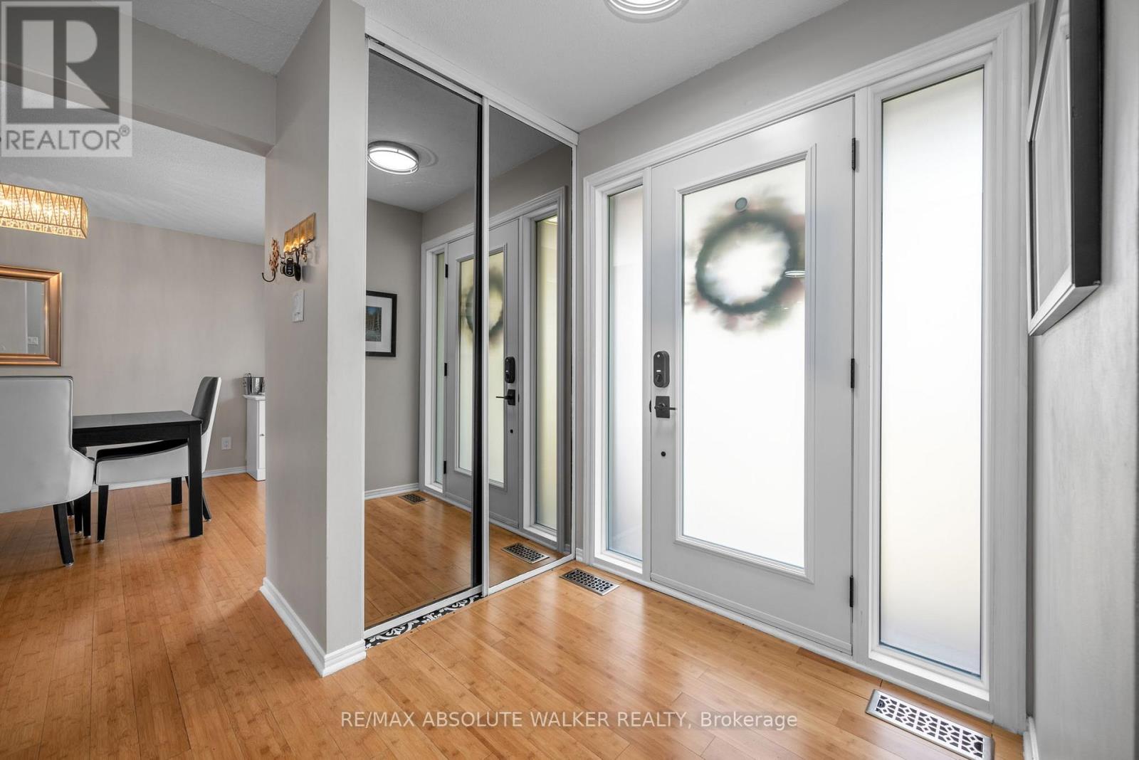 108 Plover Lane, Ottawa, Ontario K2B 8M2 - Photo 3 - X13187536