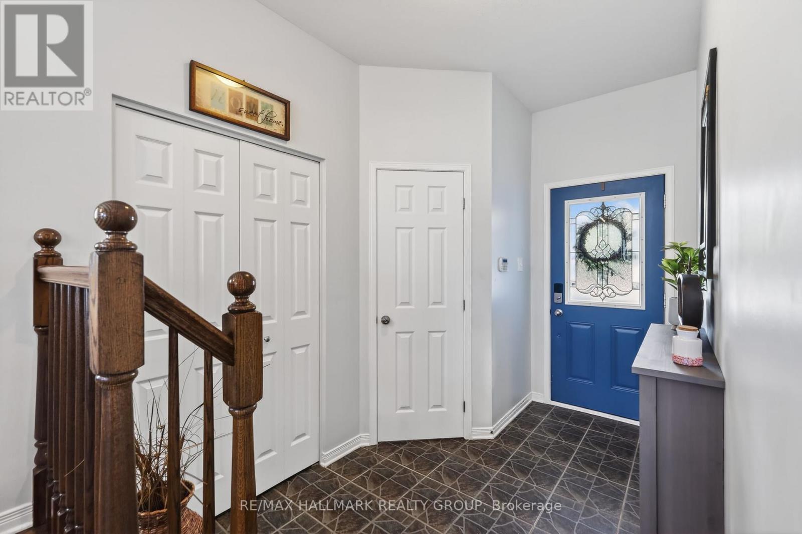 369 Rolling Meadow Crescent, Ottawa, Ontario K1W 0A9 - Photo 3 - X13187578