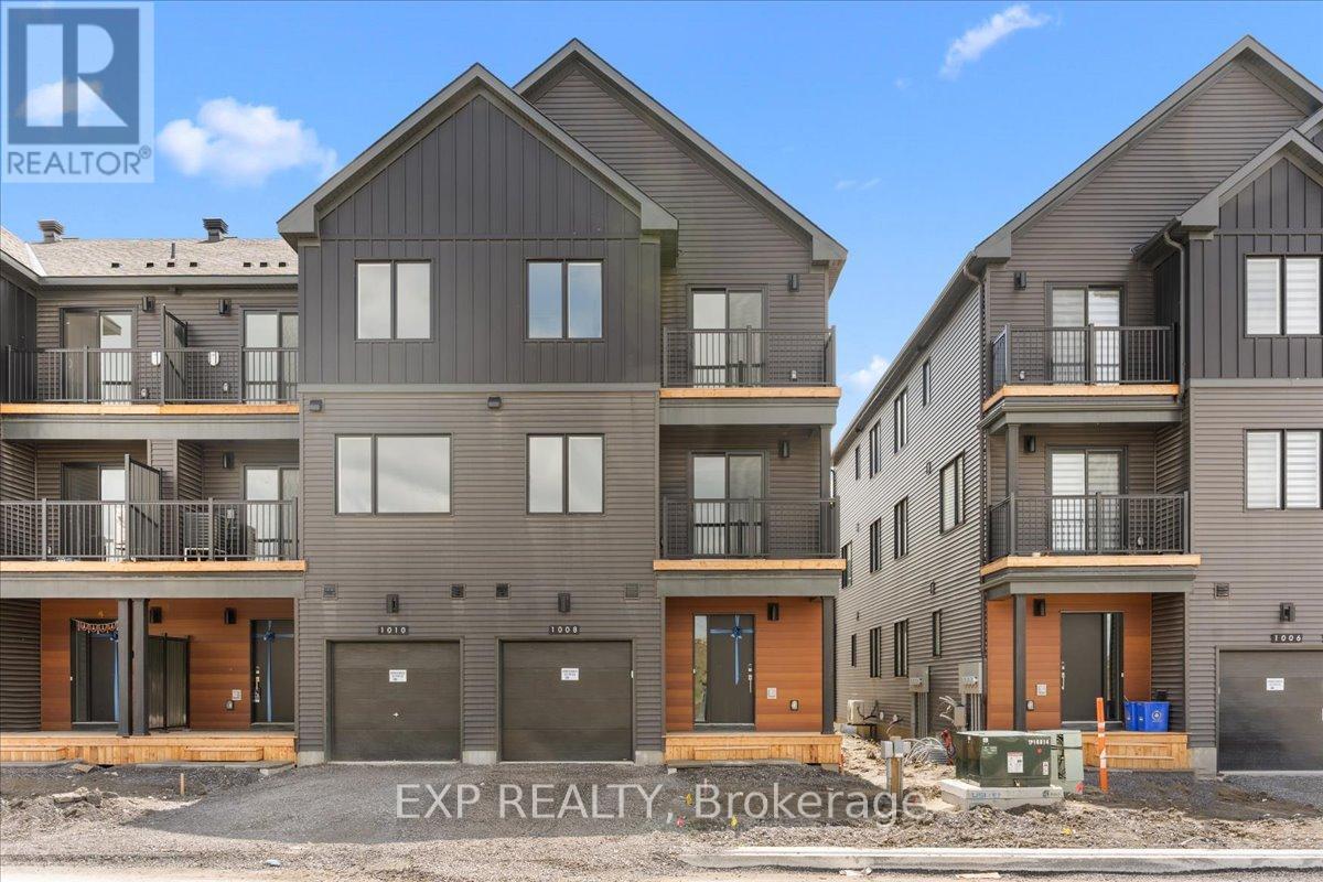 1008 Elixir Place, Ottawa, Ontario  K2W 0P1 - Photo 1 - X13188298