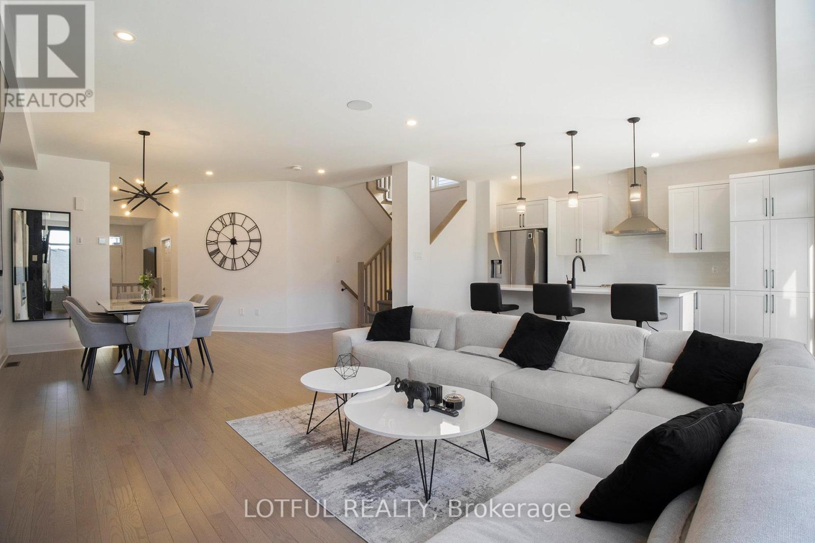 522 Ascender Avenue, Ottawa, Ontario  K1W 0R6 - Photo 6 - X13188446