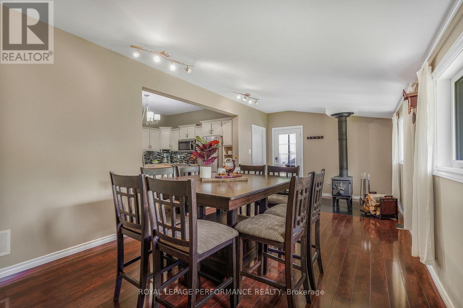 8872 Mitch Owens Road, Ottawa, Ontario K0A 1V0 - Photo 13 - X13189466