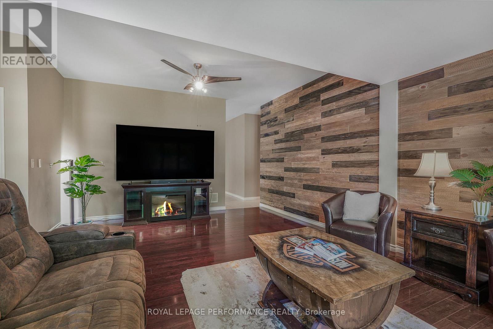 8872 Mitch Owens Road, Ottawa, Ontario K0A 1V0 - Photo 2 - X13189466