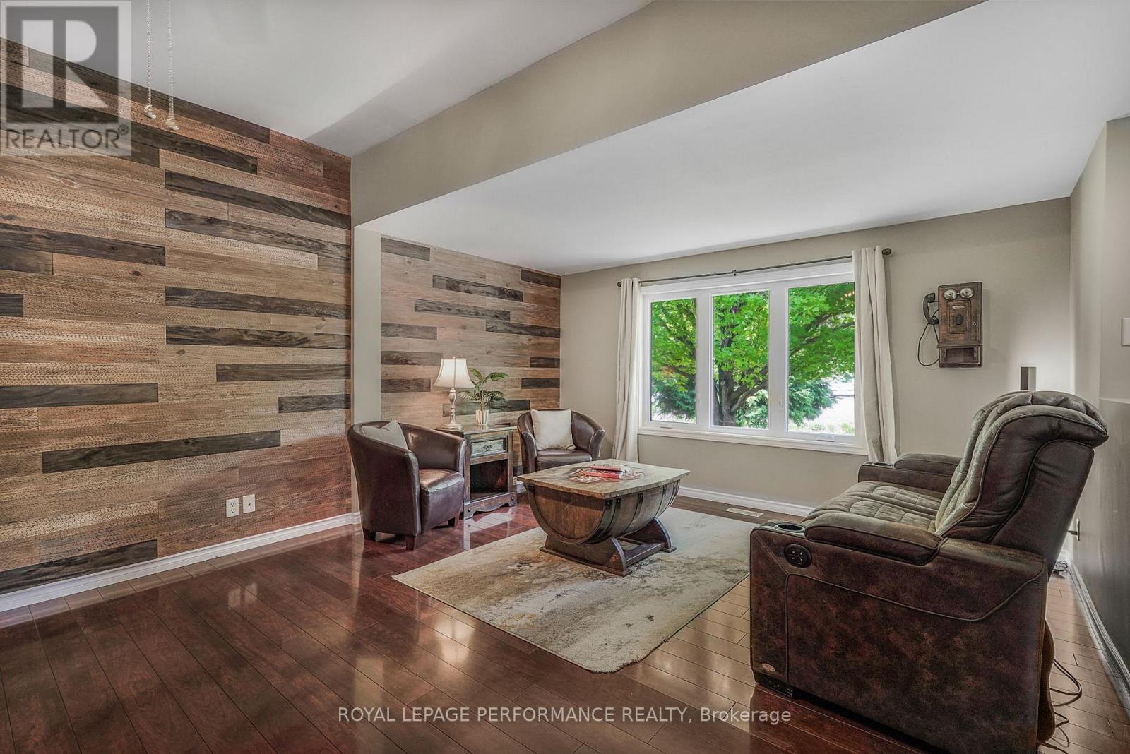 8872 Mitch Owens Road, Ottawa, Ontario K0A 1V0 - Photo 3 - X13189466