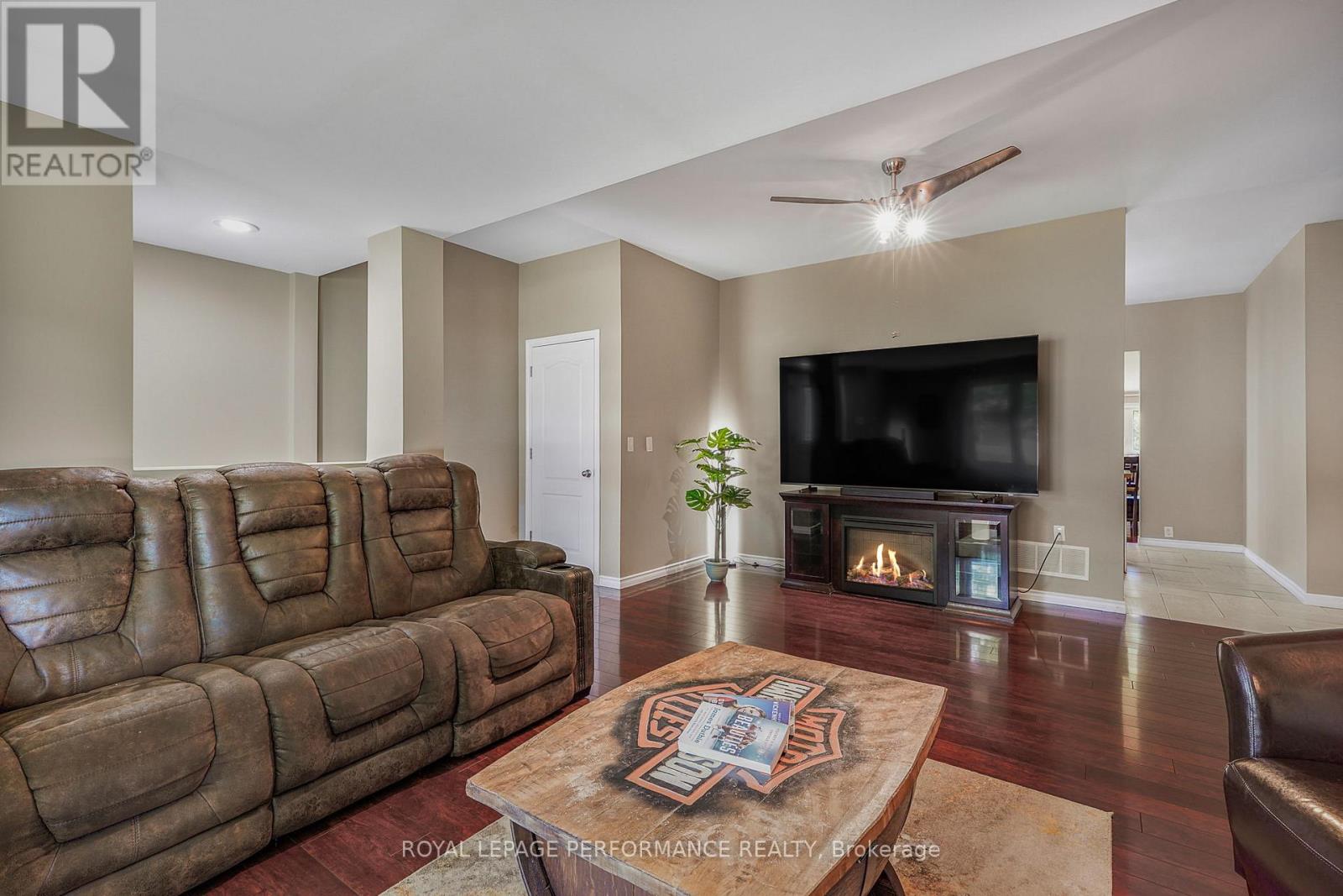 8872 Mitch Owens Road, Ottawa, Ontario K0A 1V0 - Photo 4 - X13189466