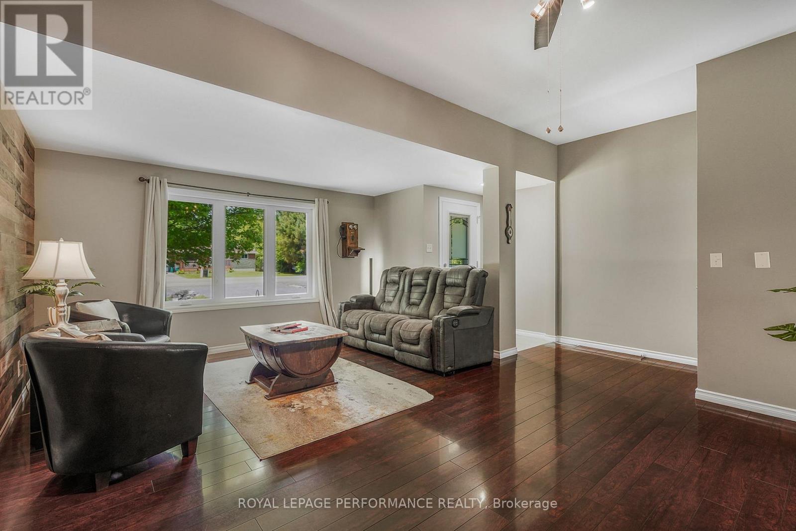 8872 Mitch Owens Road, Ottawa, Ontario K0A 1V0 - Photo 5 - X13189466