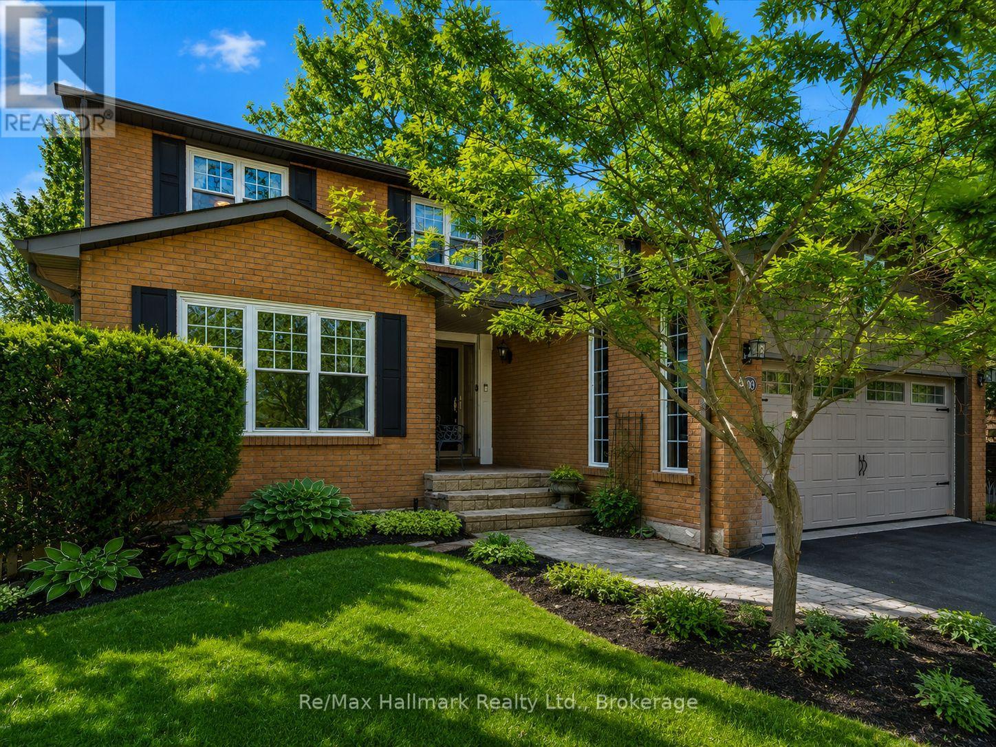 2103 Constance Drive, Oakville, Ontario  L6J 5V1 - Photo 2 - W13187956