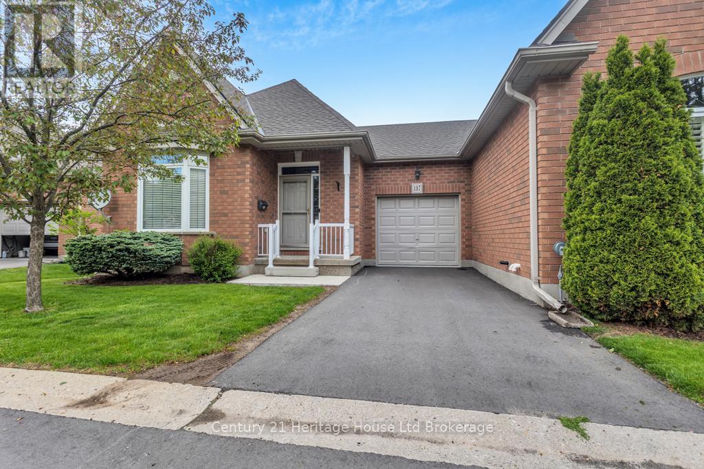 137 Ferguson Drive, Woodstock, Ontario  N4V 1H4 - Photo 1 - X13188392