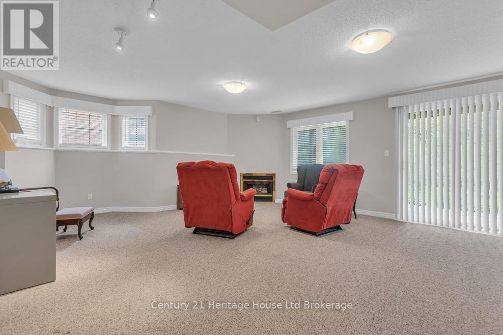 137 Ferguson Drive, Woodstock, Ontario  N4V 1H4 - Photo 25 - X13188392