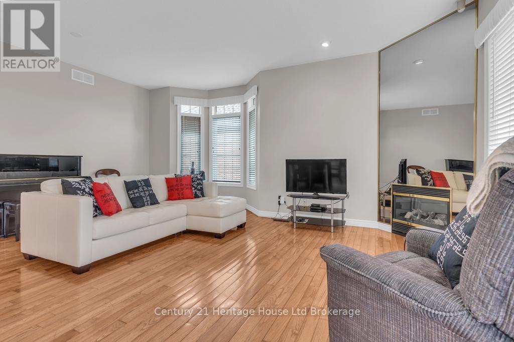 137 Ferguson Drive, Woodstock, Ontario  N4V 1H4 - Photo 4 - X13188392