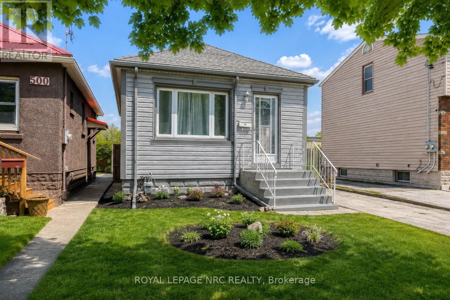 498 Scholfield Avenue N, Welland, Ontario  L3B 1N2 - Photo 1 - X13187860