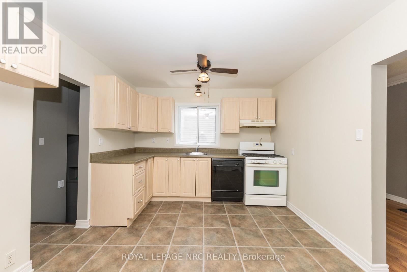 498 Scholfield Avenue N, Welland, Ontario  L3B 1N2 - Photo 12 - X13187860