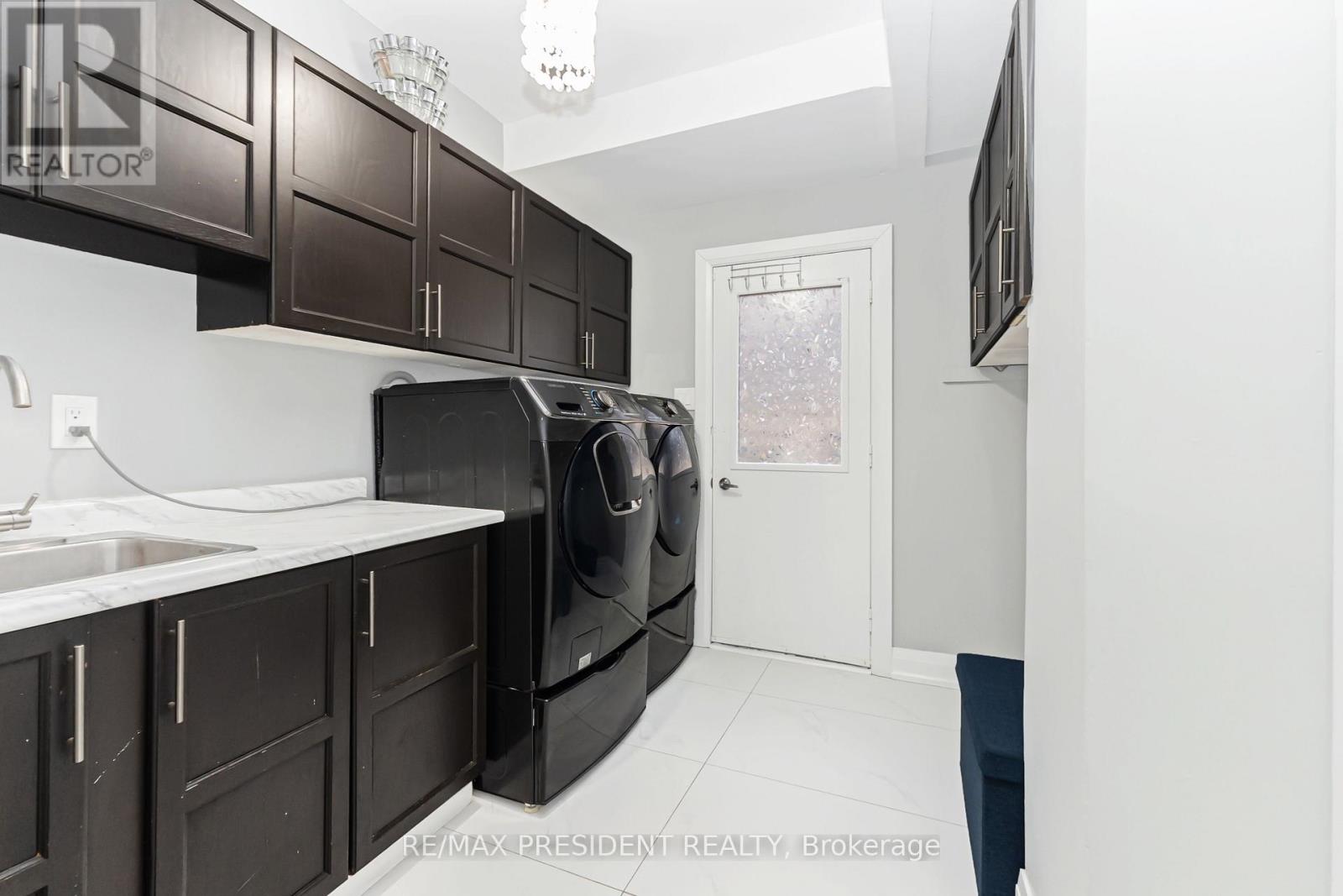 212 Wedgewood Drive, Cambridge, Ontario  N1S 4P8 - Photo 9 - X13186566