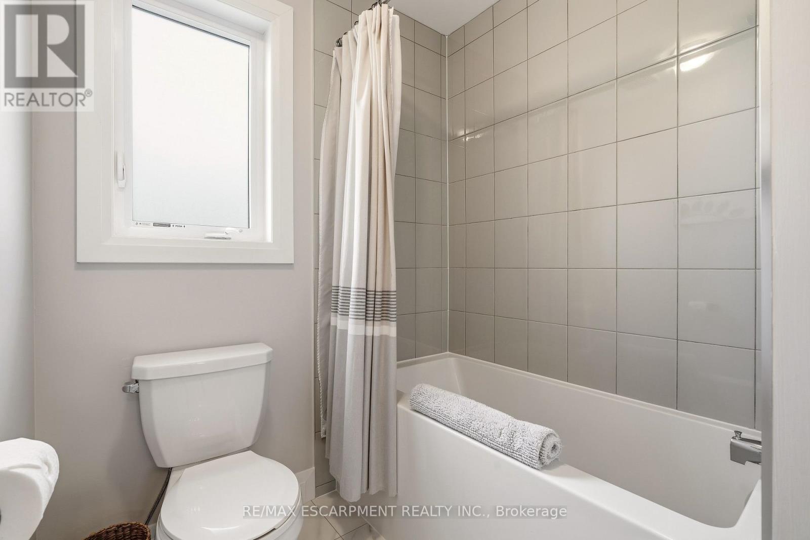 57 Riverwalk Drive, Hamilton, Ontario L8B 1X3 - Photo 34 - X13186918