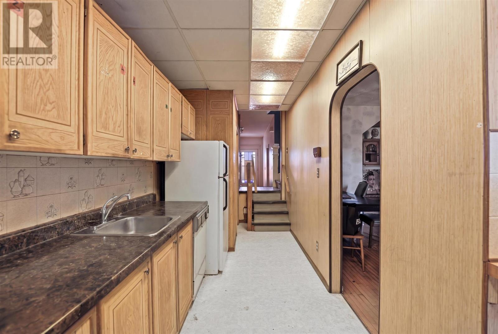778 Wellington St E, Sault Ste. Marie, Ontario P6A 2N1 - Photo 8 - SM260746