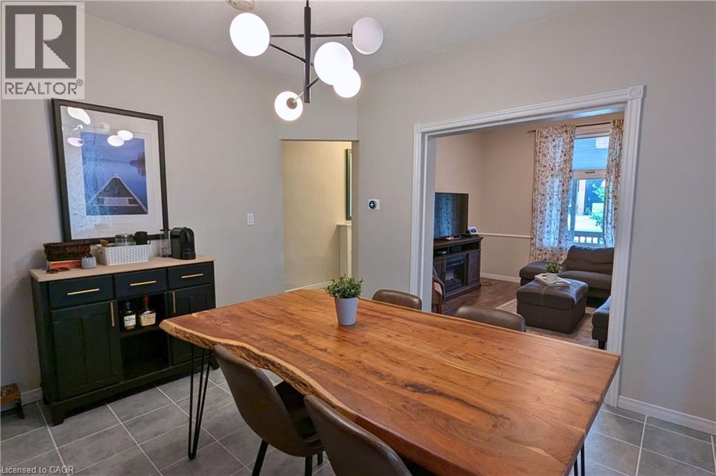 209 Glendale Avenue N, Hamilton, Ontario  L8L 7K2 - Photo 4 - 40834003