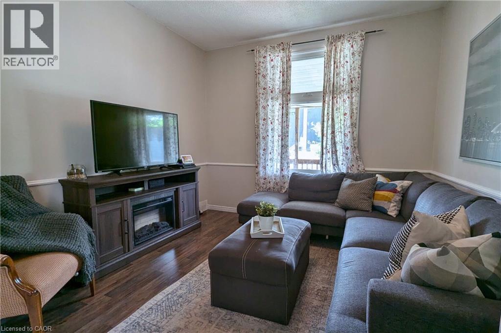 209 Glendale Avenue N, Hamilton, Ontario  L8L 7K2 - Photo 5 - 40834003