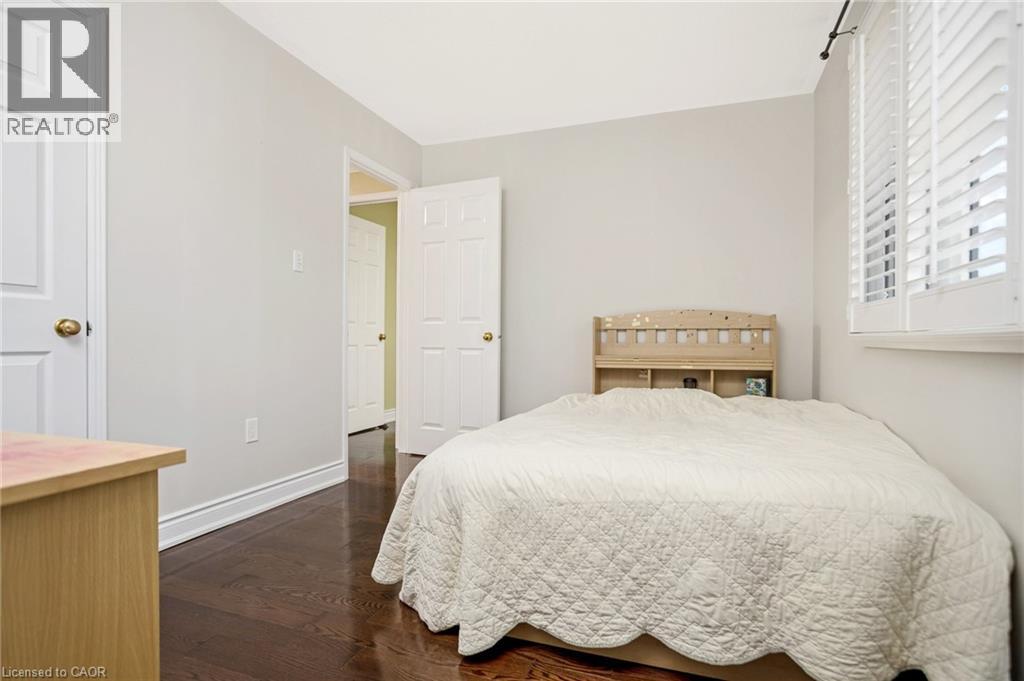 2235 Grenville Drive, Oakville, Ontario  L6H 4W7 - Photo 23 - 40833992