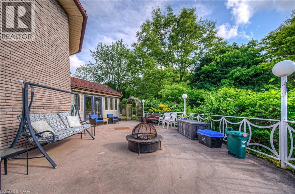 35 Robinson Road, Cambridge, Ontario  N1R 5S7 - Photo 4 - 40833692