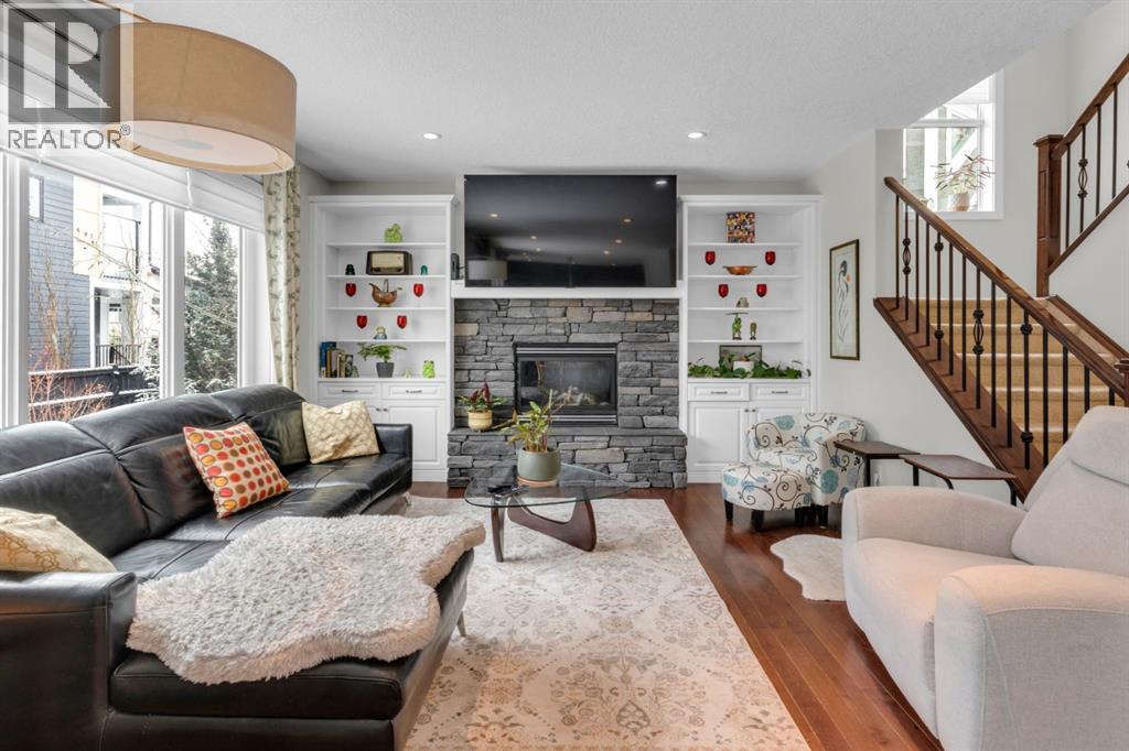 68 Westland Crescent SW, Calgary, Alberta  T3H 0W1 - Photo 7 - A2306302