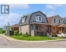 196 CAMPBELL Avenue, Hamilton, Ontario