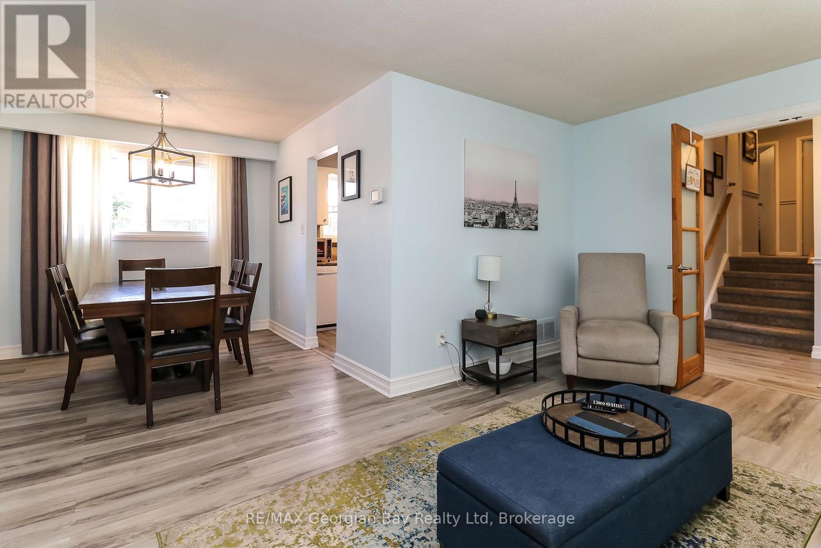 1007 Glen Mhor Crescent, Midland, Ontario  L4R 4P5 - Photo 8 - S13188940